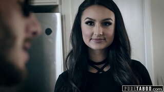 Eliza Ibarra Se Yon Avoka Ki Bezwen Kòk Chante