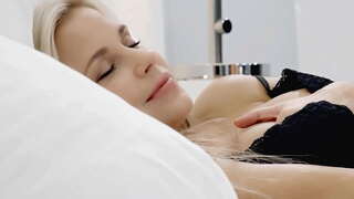 LETSDOEIT - #Rebecca Volpetti #Isabella Star #Kinuski - Geiler Gruppenspaß mit einem super heißen Trio